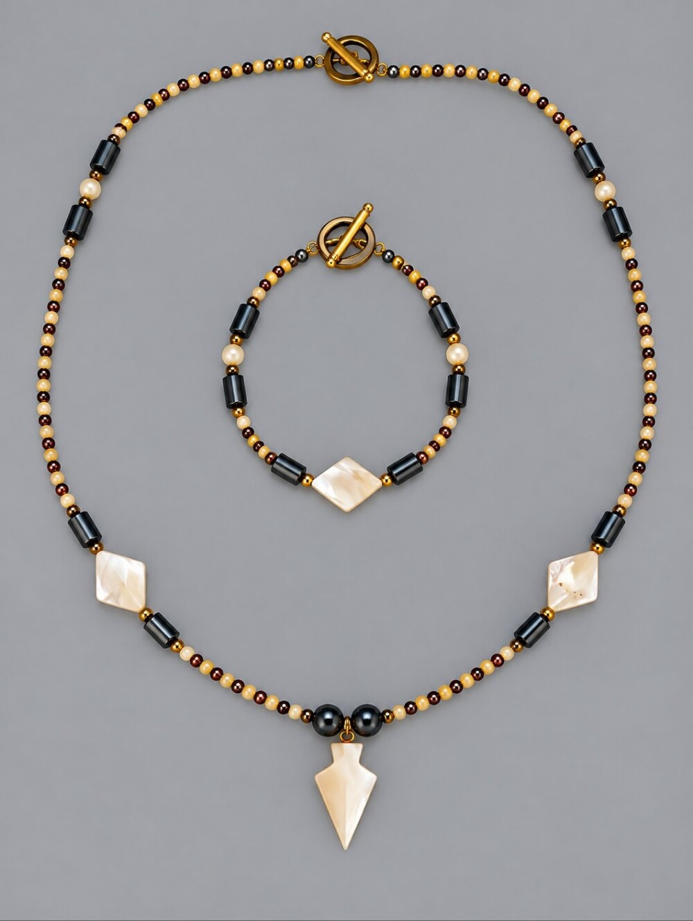 HANDMADE Hematite and Mother Of Pearl Beaded Arrow Pendant Necklace Bracelet Set